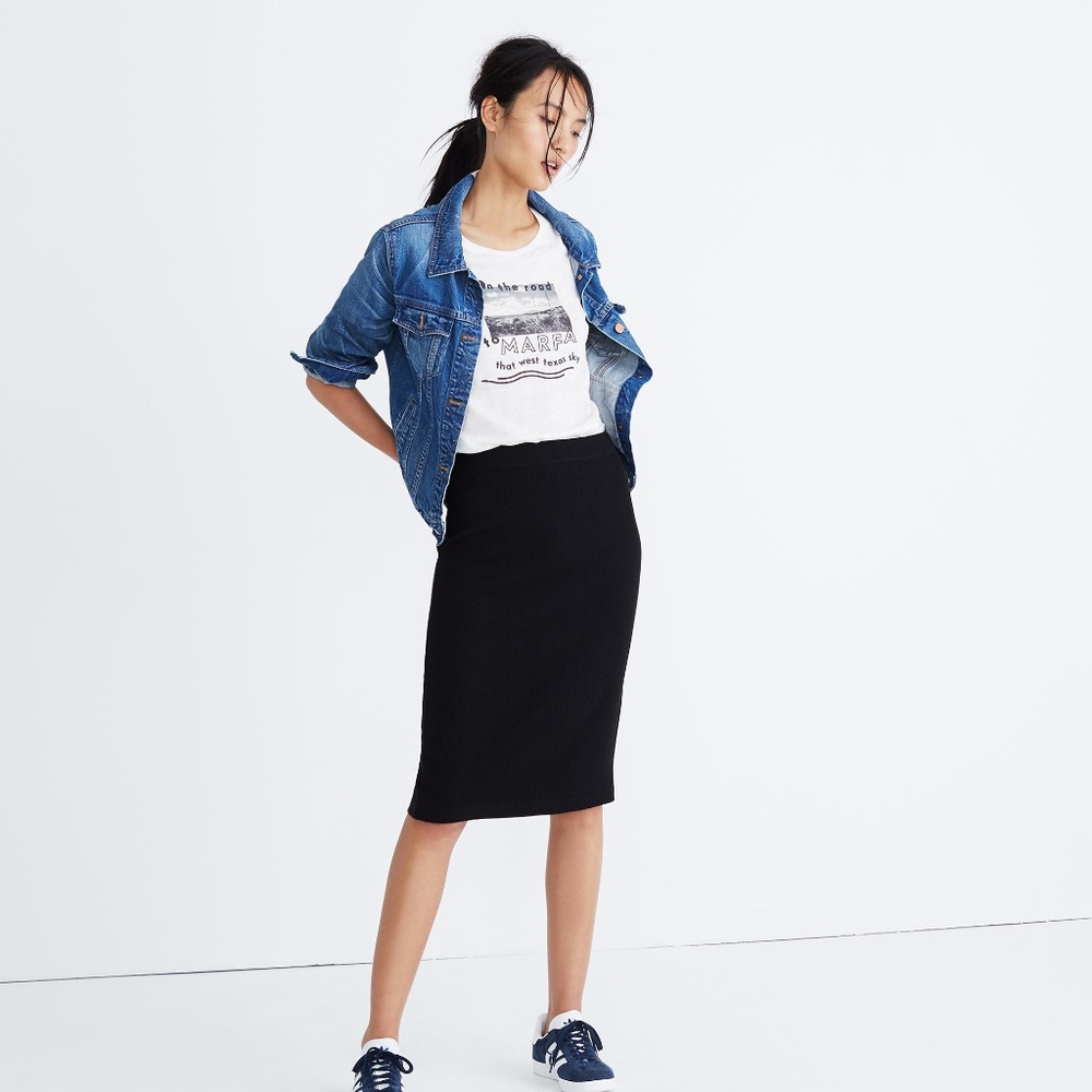 Madewell Ribbed Pencil Skirt in Black: Sleek and Stretchy - Picture 1 of 2